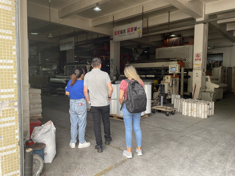 Colombian customers visited our factory